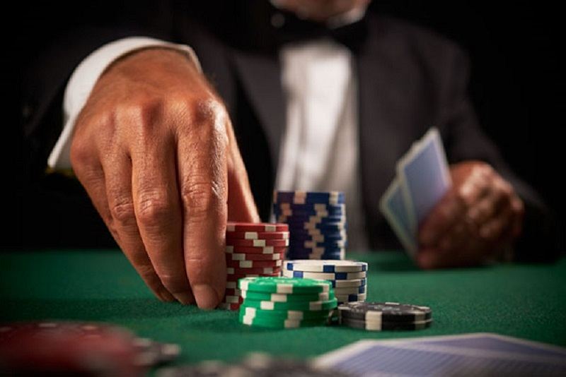 Các yếu tố ảnh hưởng đến việc chọn Bet Size Poker