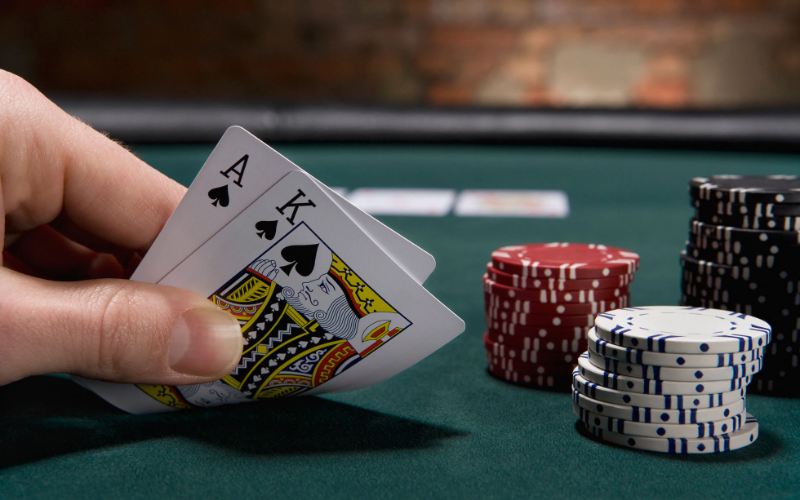 Tham gia chơi Poker Đà Nẵng có vi phạm luật?