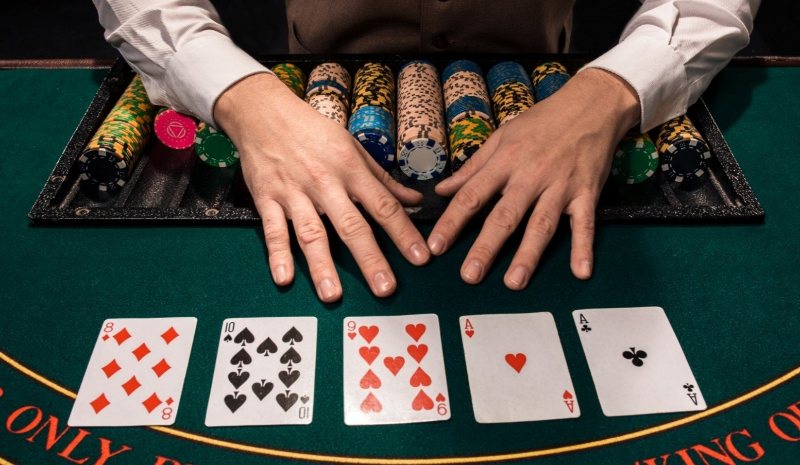 Nhóm thuật ngữ về các quân bài trong game cược poker