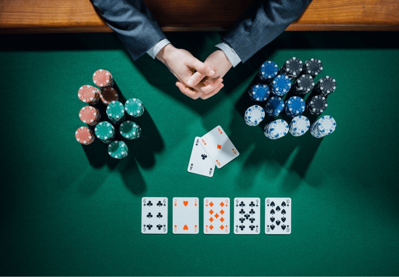 Xì tố 7 cây là trò được nhiều người chơi tại Casino 